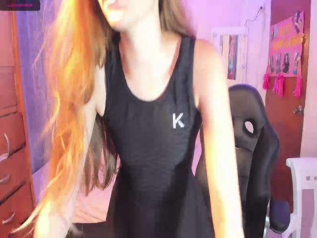 Live sex webcam photo for Isa_star #271663400