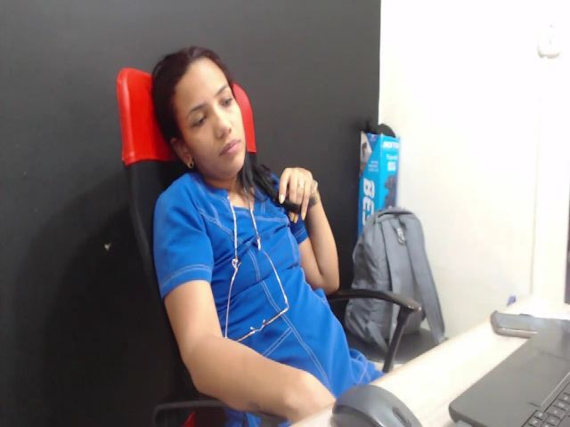 Live sex webcam photo for A_nastasia #271673326