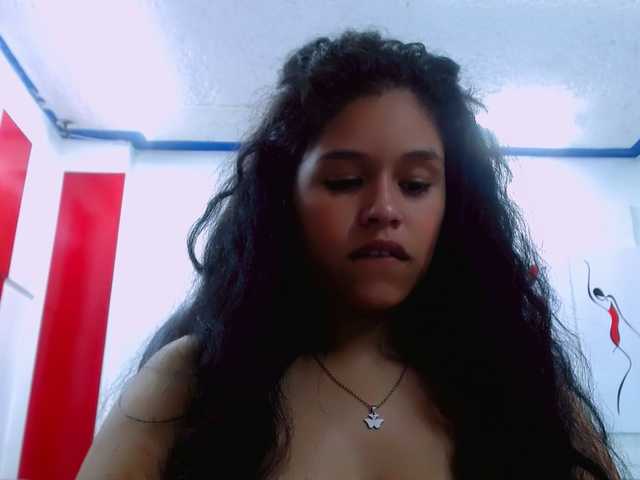 Live sex webcam photo for JaneKnox #271666180