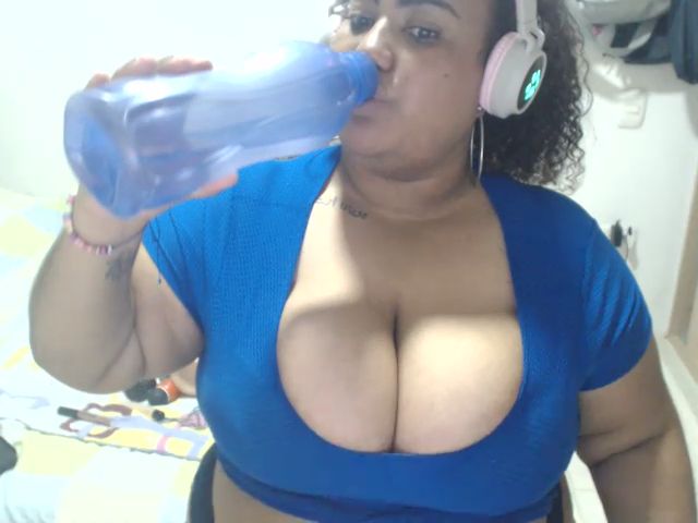 Live sex webcam photo for Princs #271665052