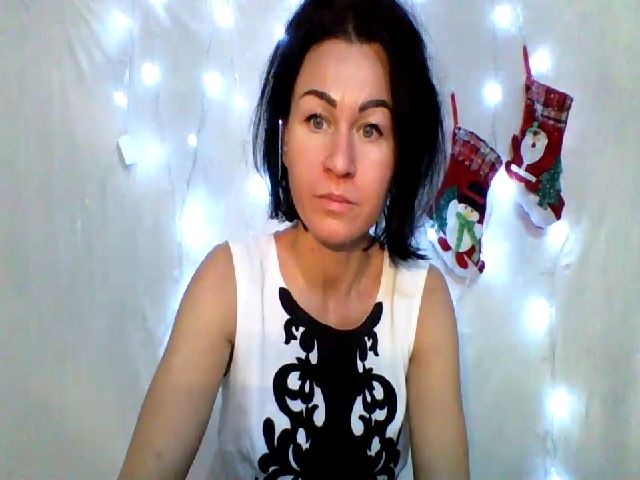 Live sex webcam photo for AngelaWayse #271673461