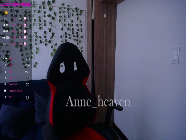 Live sex webcam photo for Anne_heaven #271670784
