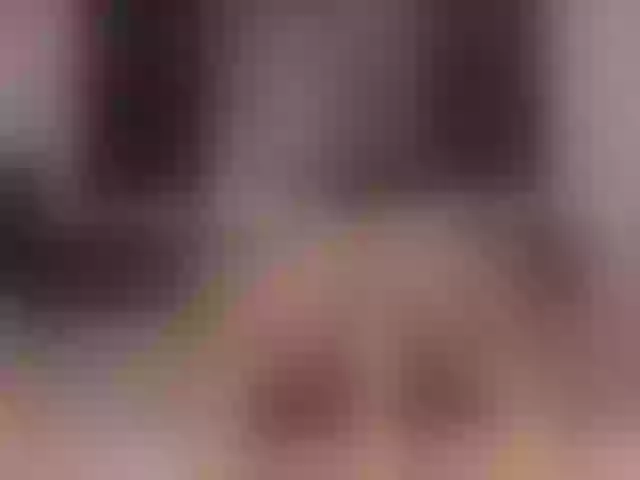 Live sex webcam photo for LucyNuty #271665464