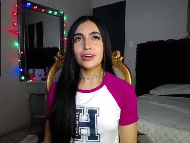 Live sex webcam photo for lindacoxx #271661307