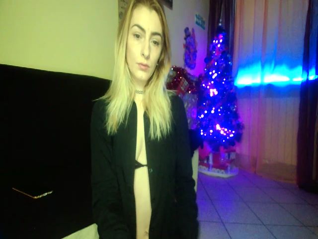 Live sex webcam photo for Shylollipop #271667115