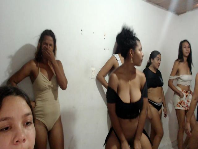 Live sex webcam photo for Gorditasex #271671047