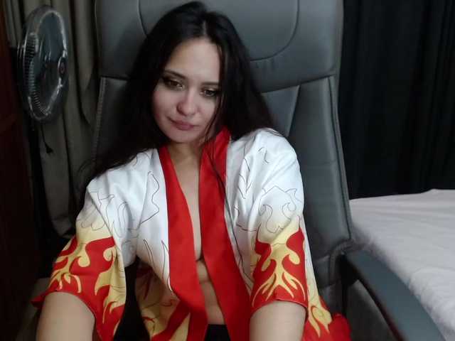 Live sex webcam photo for MokkyCute #271665380