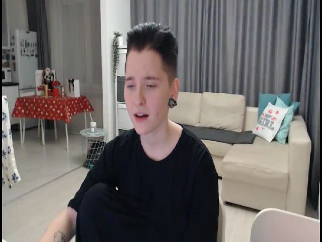 Live sex webcam photo for Chloe_Gf #271675217