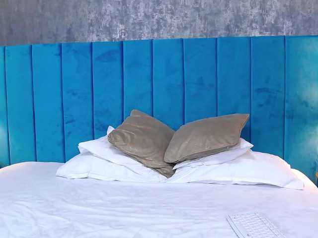 Live sex webcam photo for AlexisssAngel #271666064