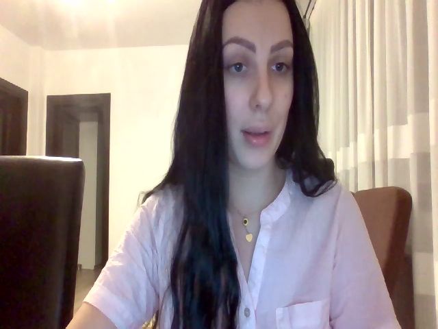 Live sex webcam photo for AlmaChocolate #271670946