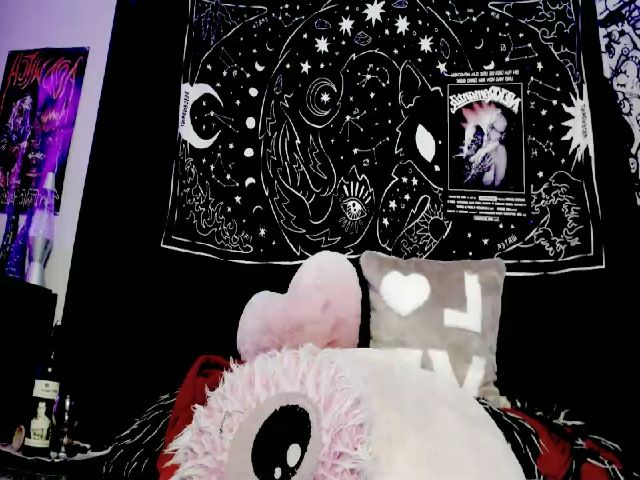 Live sex webcam photo for Josephine___ #271664021