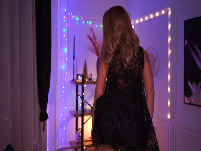 Live sex webcam photo for lovelylollly #271673979