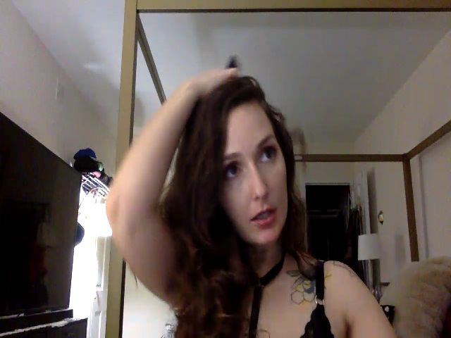 Live sex webcam photo for IslaDean #271663419