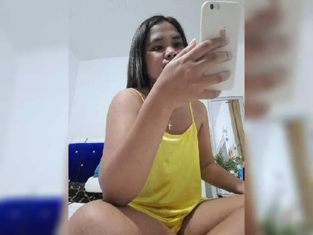 Live sex webcam photo for YourGirl9 #271682837