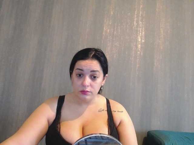 Live sex webcam photo for IHaveAFineAss #271682757