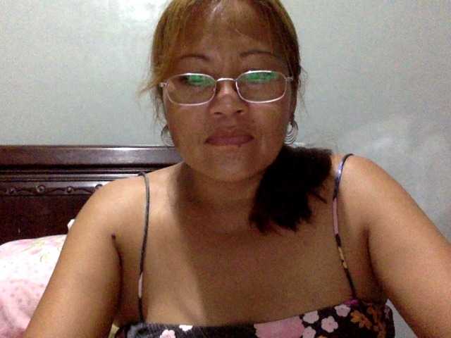 Live sex webcam photo for classygirl #271682836