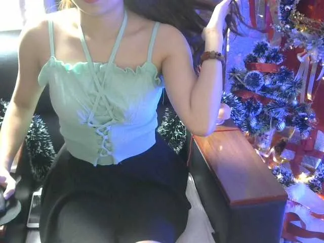 Live sex webcam photo for PussyMaya1 #271680289