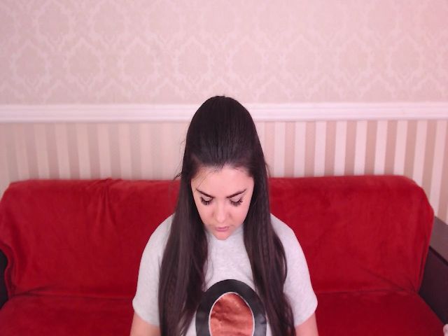 Live sex webcam photo for Hottie_berry #271680949