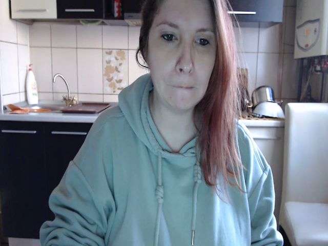 Live sex webcam photo for EricaSmiles #271681783