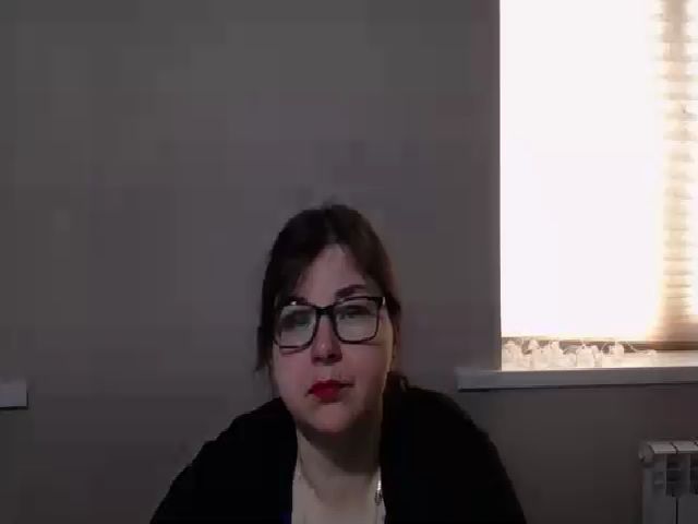 Live sex webcam photo for MonLais #271681324
