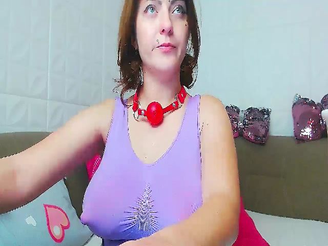 Live sex webcam photo for ScreamSlutty #271683036