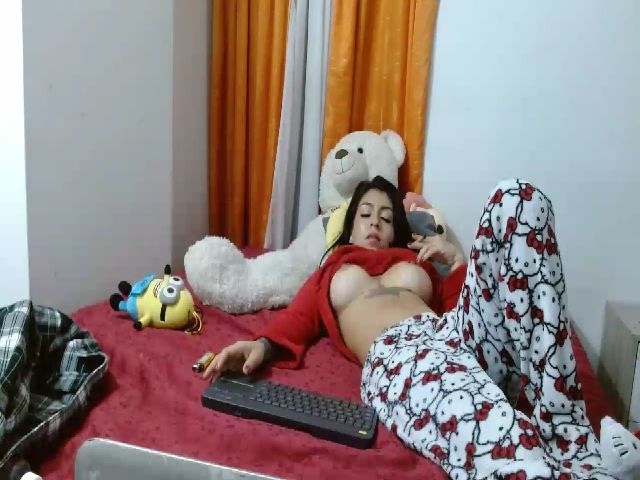 Live sex webcam photo for aleja_tatto #271678954
