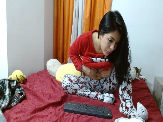 Live sex webcam photo for aleja_tatto #271680674