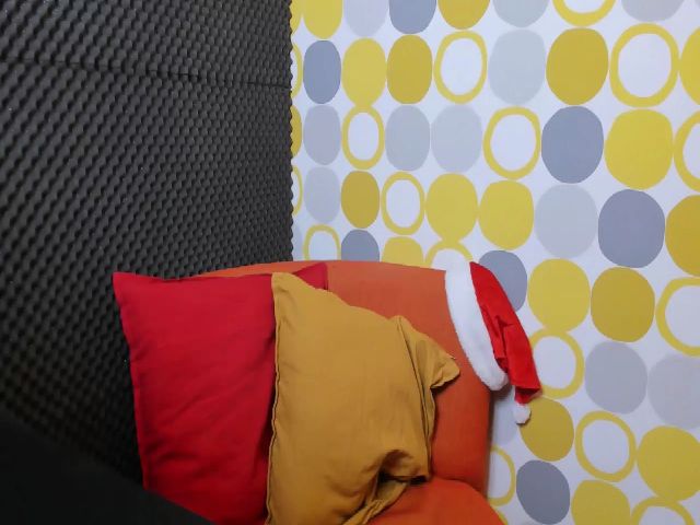 Live sex webcam photo for HugeBoobsErin #271678416