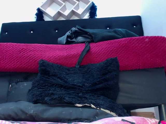 Live sex webcam photo for sunshine2728 #271676097