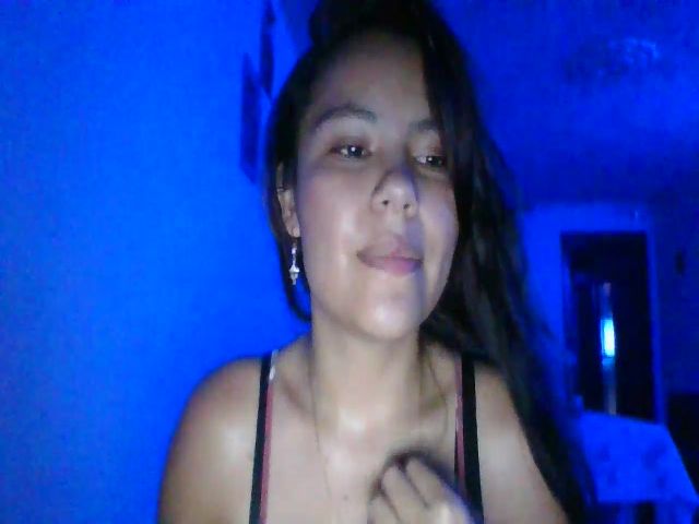 Live sex webcam photo for Nataliross #271677748