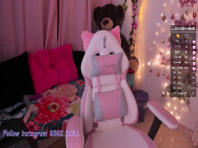 Live sex webcam photo for Xbrigittee #271678178