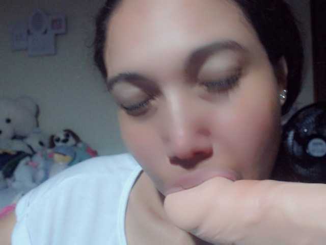 Live sex webcam photo for abby-camstar #271682741