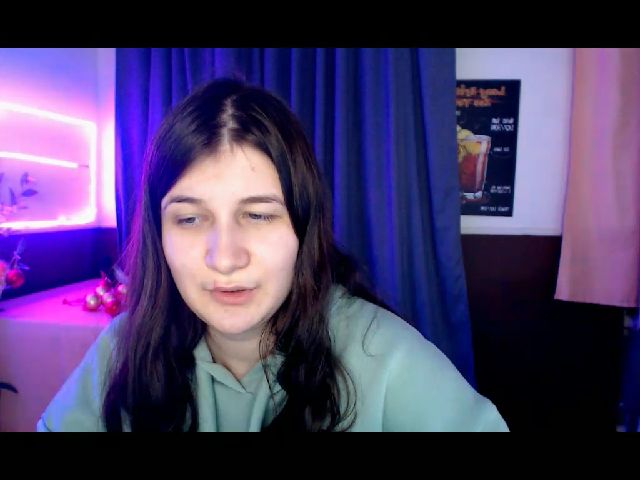 Live sex webcam photo for BitterSophie #271683851