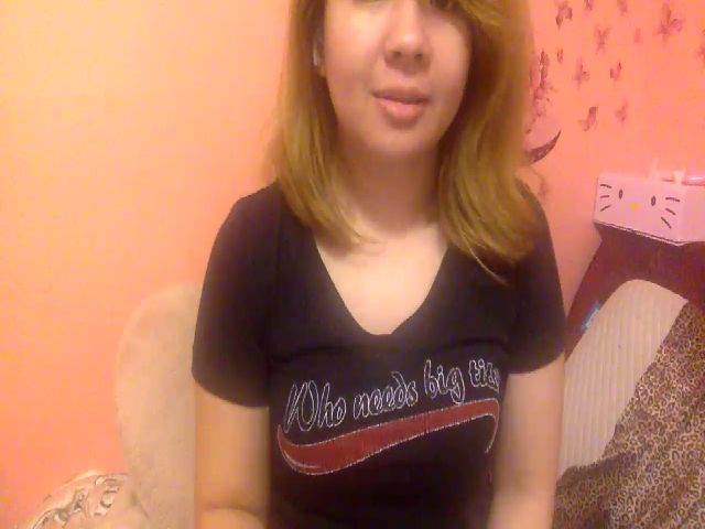 Live sex webcam photo for Hello_kitty25 #271678218