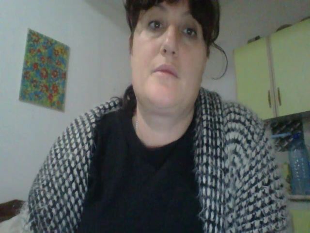 Live sex webcam photo for sloppymilf #271680845