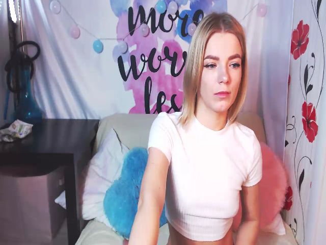 Live sex webcam photo for LanaRhoadesss #271677624