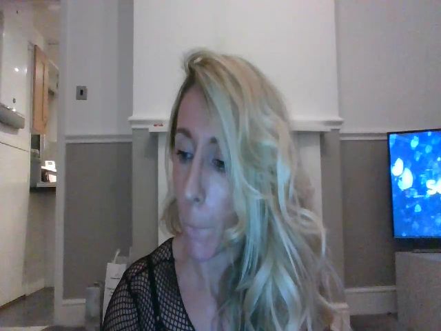 Live sex webcam photo for Tinkerbell53 #271677214