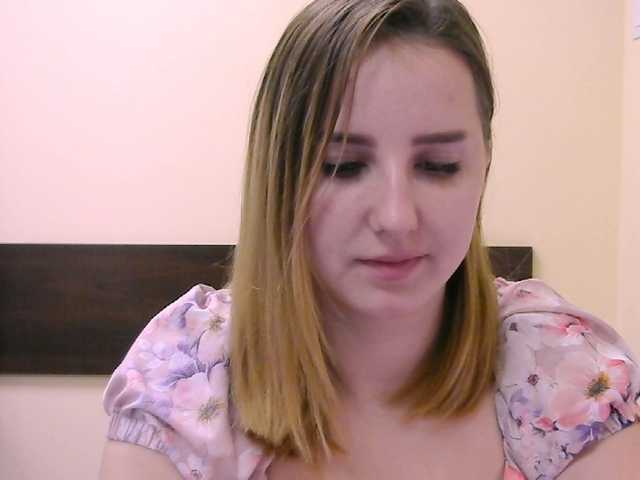 Live sex webcam photo for Samantad #271682533