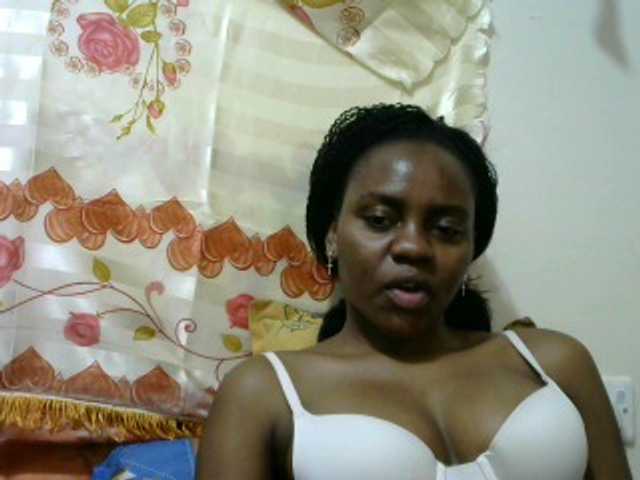 Live sex webcam photo for Lovelikethiso #271682798