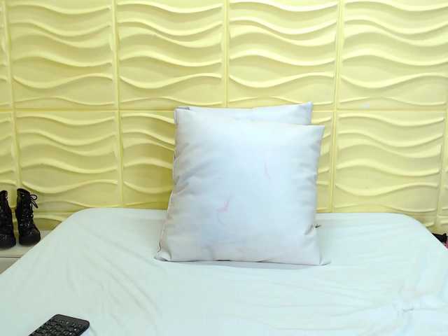 Live sex webcam photo for JosselynFoste #271679663