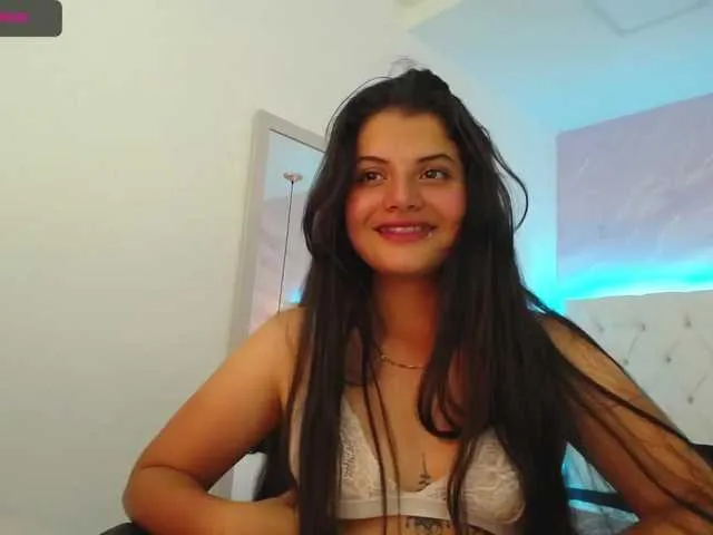 Live sex webcam photo for alaia- #271679187