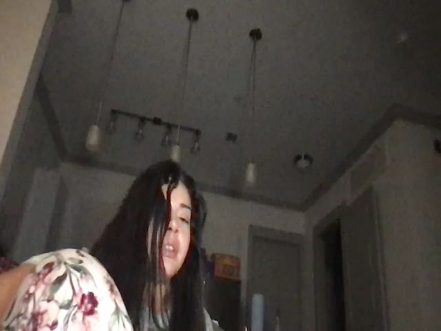 Live sex webcam photo for SweetCastile #271680618