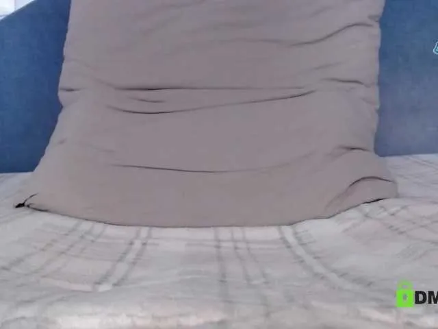 Live sex webcam photo for ---Nastya--- #275514741