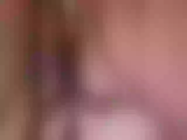 Live sex webcam photo for ---online--- #277454021