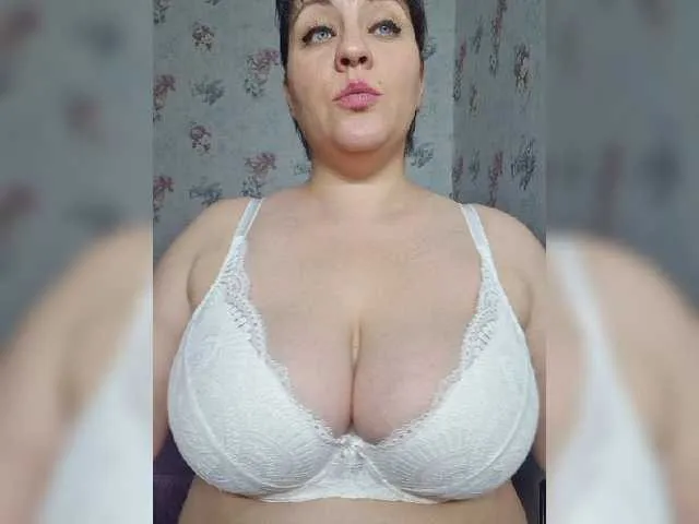 Live sex webcam photo for --ALEKSA- #273492076