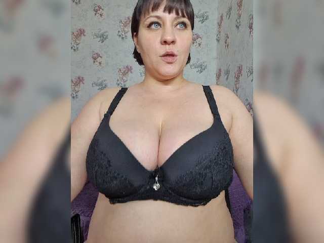 Live sex webcam photo for --ALEKSA- #273511058