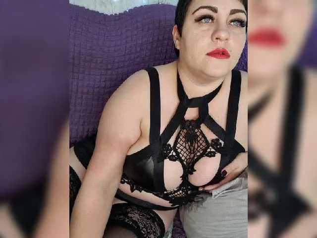 Live sex webcam photo for --ALEKSA- #275937291
