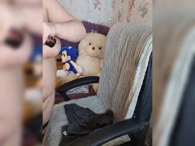 Live sex webcam photo for --ALEKSA- #277573766