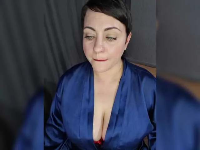 Live sex webcam photo for --ALEKSA- #294125170