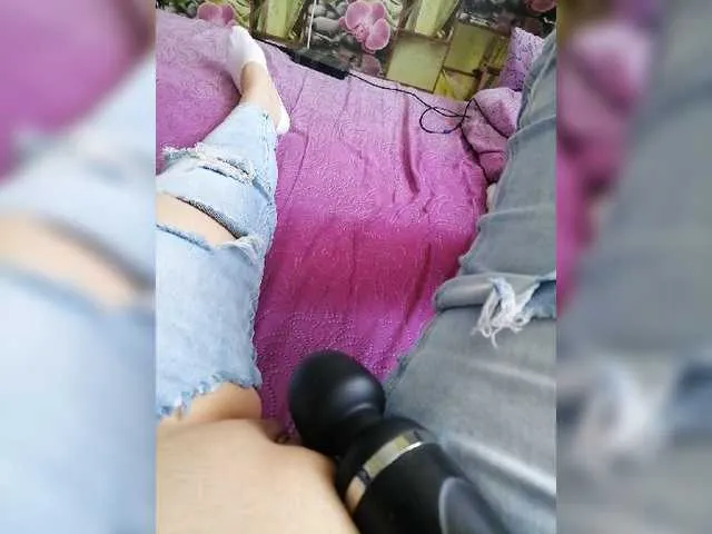 Live sex webcam photo for --Daiguiri-- #276122612